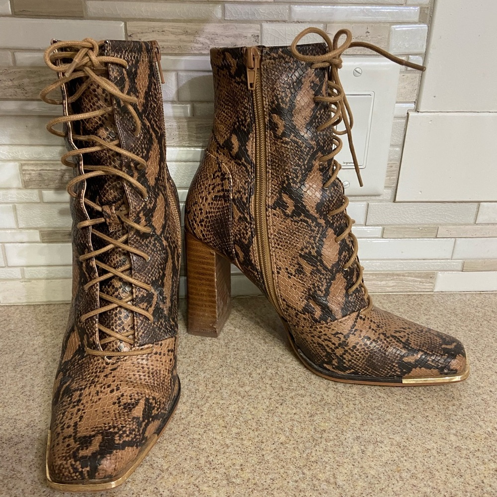 Steve Madden booties